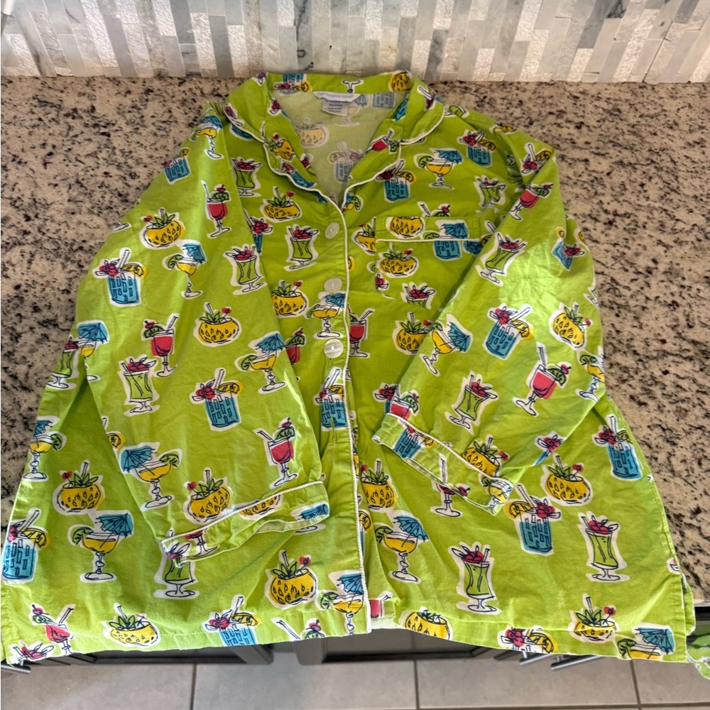 The Company Store 100% Cotton Lime Green Tropical Print Pajamas - Picture 3 of 12